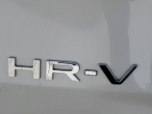 Used 2025 Honda HR-V Sport image 5