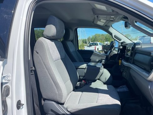 Used 2023 Ford F250 XLT w/ Snow Plow Prep Package image 16