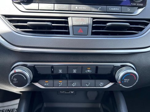 Used 2023 Nissan Altima 2.5 SR image 13