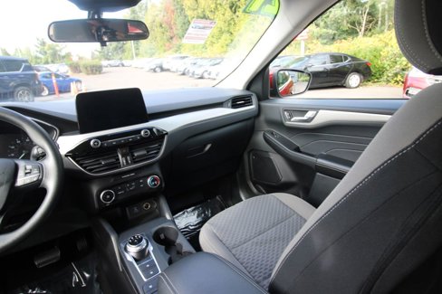 Used 2021 Ford Escape SE image 29