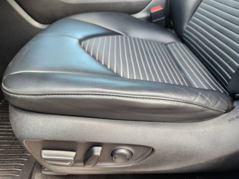 Used 2023 Toyota Highlander XSE image 24