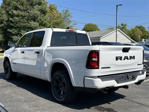 New 2026 RAM 1500 4x4 Crew Cab image 10