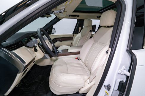Used 2024 Land Rover Range Rover SE image 17