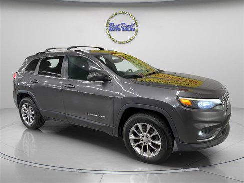 Used 2020 Jeep Cherokee Latitude Plus w/ Comfort/Convenience Group image 9
