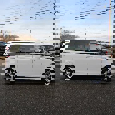 New 2025 Volkswagen ID. Buzz Pro S image 7