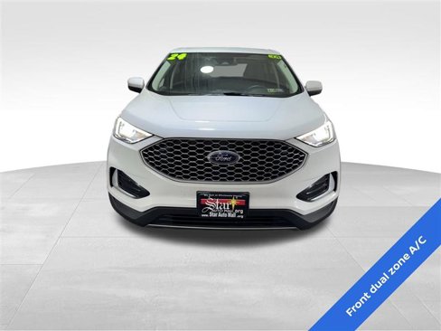Used 2024 Ford Edge SEL image 2