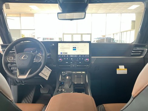 Used 2025 Lexus GX 550 image 28