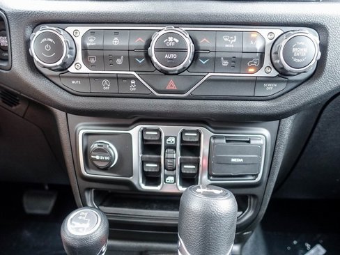 New 2025 Jeep Wrangler Sport S image 25
