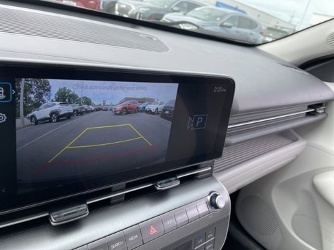 Used 2025 Hyundai Kona SEL image 14