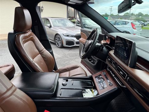 Used 2022 Lincoln Aviator Reserve w/ Equipment Group 201A image 14