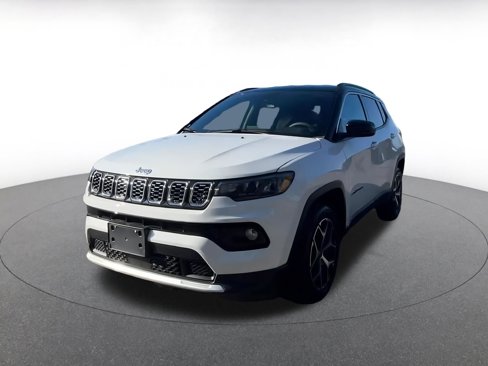 Used 2025 Jeep Compass Limited image 7