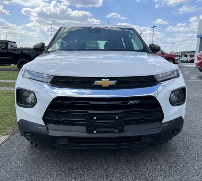 Used 2023 Chevrolet TrailBlazer LS image 3