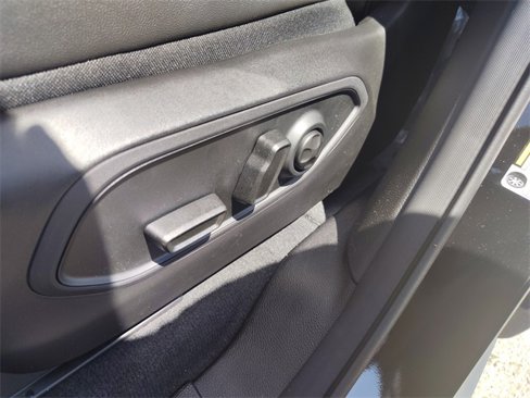 New 2025 Jeep Grand Cherokee Limited w/ Luxury Tech Group II image 16