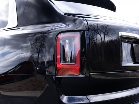 New 2025 Rolls-Royce Cullinan image 51