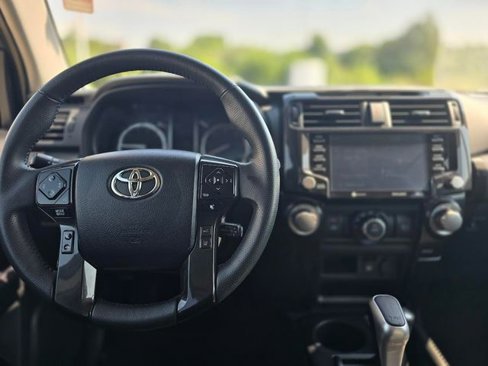 Used 2024 Toyota 4Runner TRD Off-Road image 8