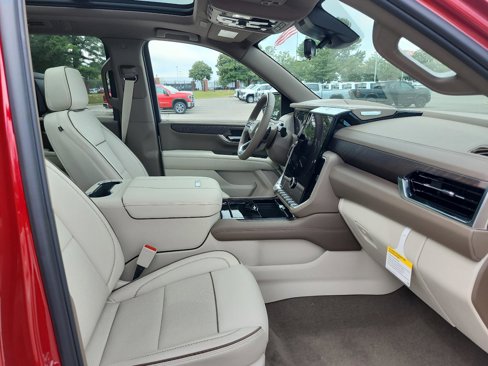 New 2026 GMC Yukon XL Denali image 6