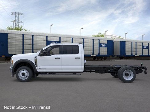 New 2026 Ford F550 4x4 Crew Cab image 3