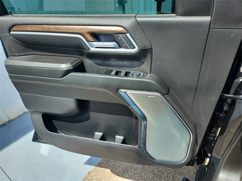 Used 2024 Chevrolet Silverado 3500 High Country image 20