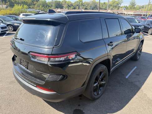 Used 2021 Jeep Grand Cherokee L Laredo image 7