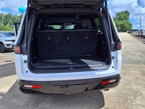New 2025 Jeep Wagoneer Series II image 18
