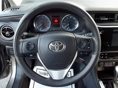 Used 2017 Toyota Corolla LE image 17