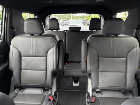 New 2026 Chevrolet Traverse High Country w/ LPO, Floor Liner Package image 13