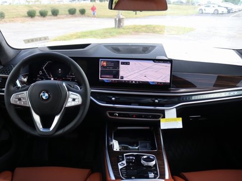 New 2026 BMW X7 xDrive40i w/ Executive Package image 10