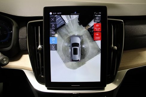 New 2025 Volvo XC90 T8 Plus w/ Protection Package Premier image 20