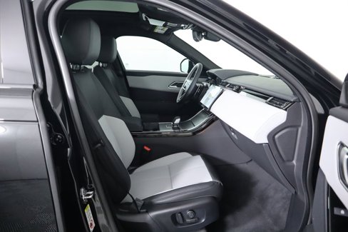 New 2026 Land Rover Range Rover Velar Dynamic SE image 22