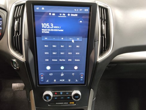 Used 2023 Ford Edge SEL image 25