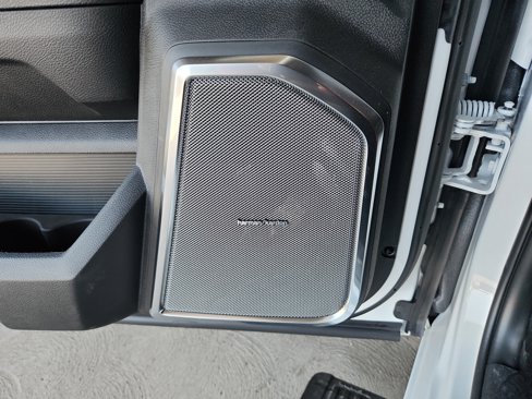 New 2025 RAM 3500 Laramie image 27