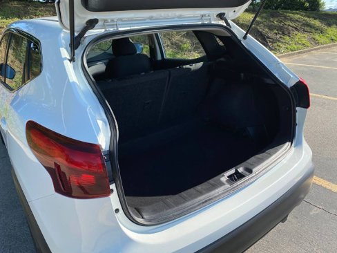 Used 2019 Nissan Rogue Sport S image 5
