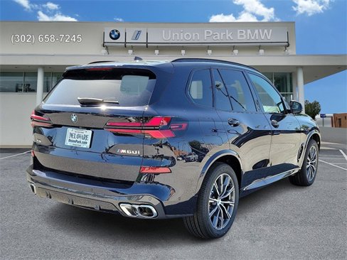 Used 2025 BMW X5 M60i image 4