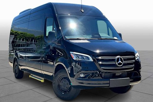 New 2025 Mercedes-Benz Sprinter 2500 image 2