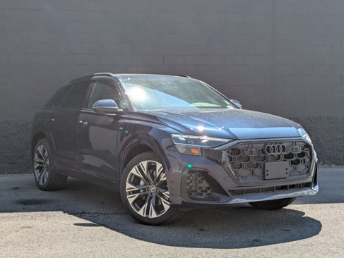 New 2025 Audi Q8 Premium Plus image 3