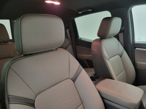 New 2025 Chevrolet Colorado ZR2 w/ Technology Package image 48