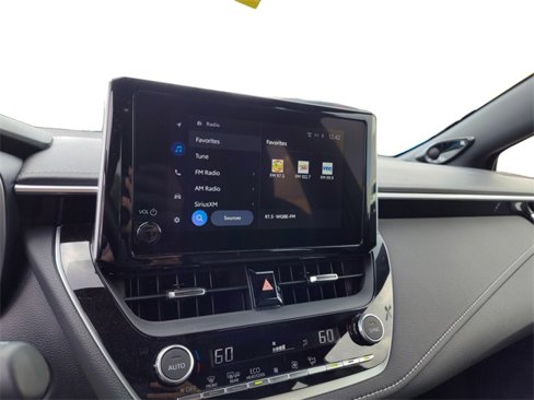 Used 2025 Toyota Corolla XSE image 25
