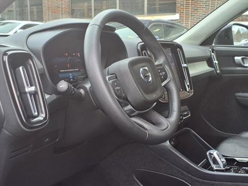 Used 2023 Volvo XC40 B5 Plus w/ Driver Assist Package image 18