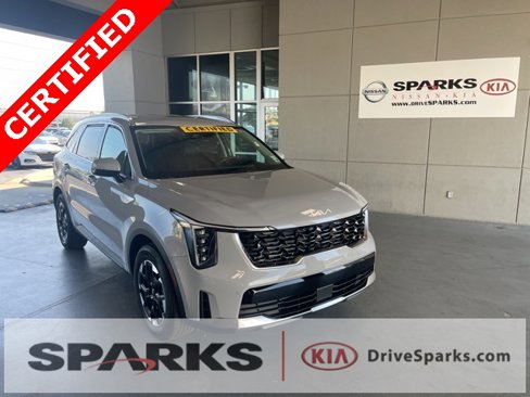 Certified 2024 Kia Sorento S image 1