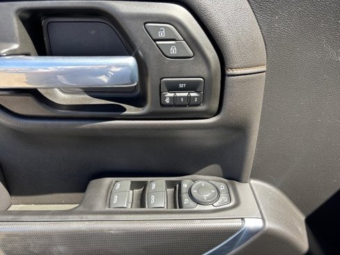 Used 2022 GMC Sierra 1500 AT4 image 9