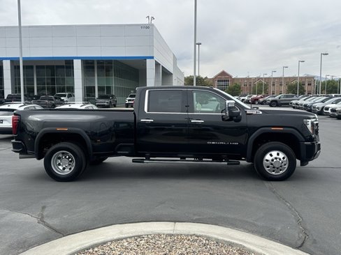 Certified 2024 GMC Sierra 3500 Denali w/ Denali Reserve Package image 12