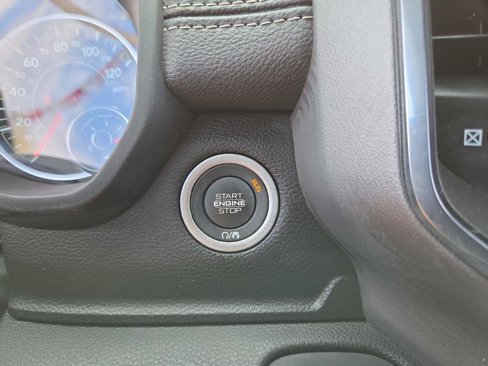Used 2025 RAM 1500 Laramie image 28