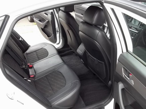 Used 2018 Hyundai Sonata Sport image 11