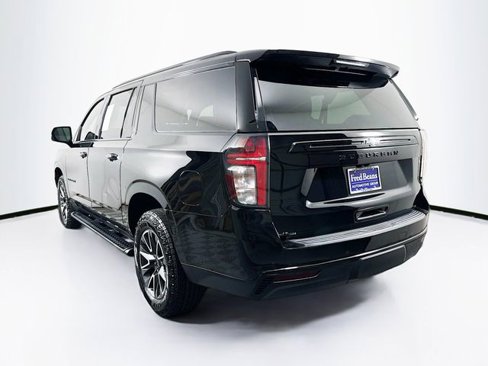 Certified 2024 Chevrolet Suburban Z71 w/ Luxury Package image 5
