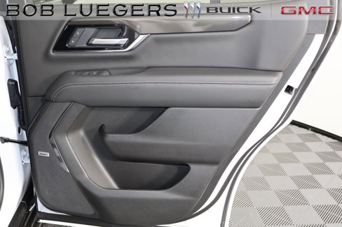 New 2026 GMC Yukon Elevation image 15