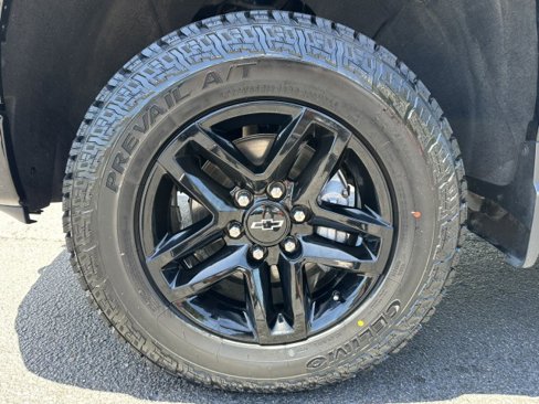 Used 2023 Chevrolet Silverado 1500 LT Trail Boss w/ Protection Package image 12