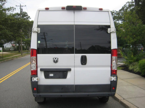 Used 2017 RAM ProMaster 1500 w/ Interior Convenience Group image 5
