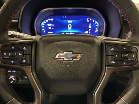 Used 2023 Chevrolet Suburban RST w/ Luxury Package image 20