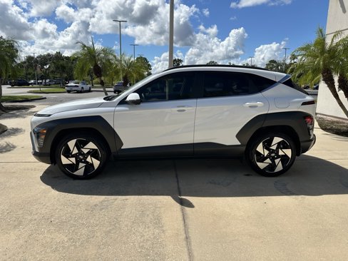 Used 2025 Hyundai Kona Limited image 7