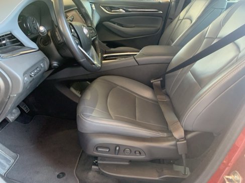 Used 2024 Buick Enclave Premium image 11